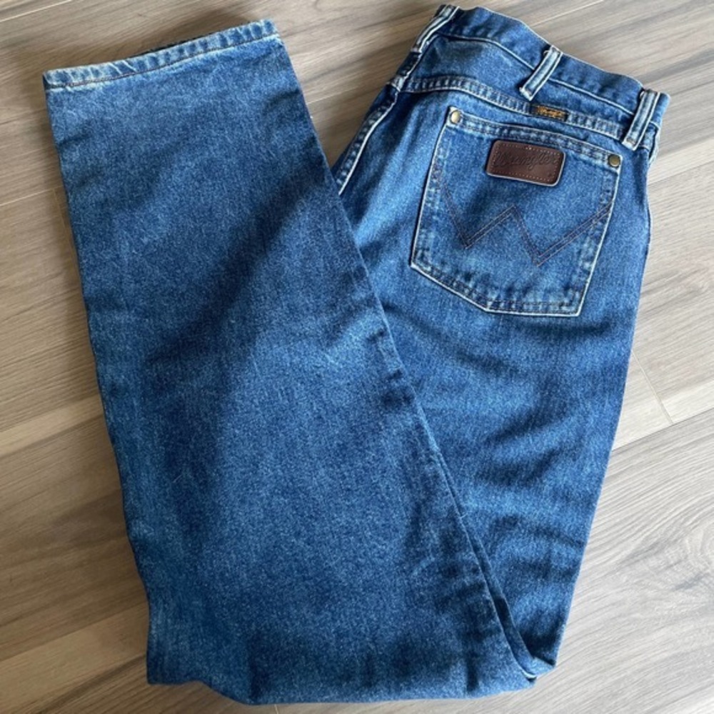 Men’s Wrangler Jeans 36 x 32‎ Leather Patch